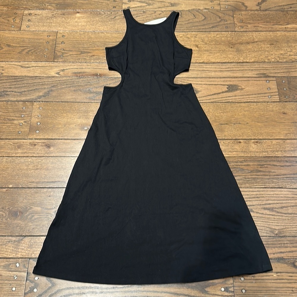 Frame Quiet Luxury Cutout Black Flared Midi Dress - Picture 2 of 5